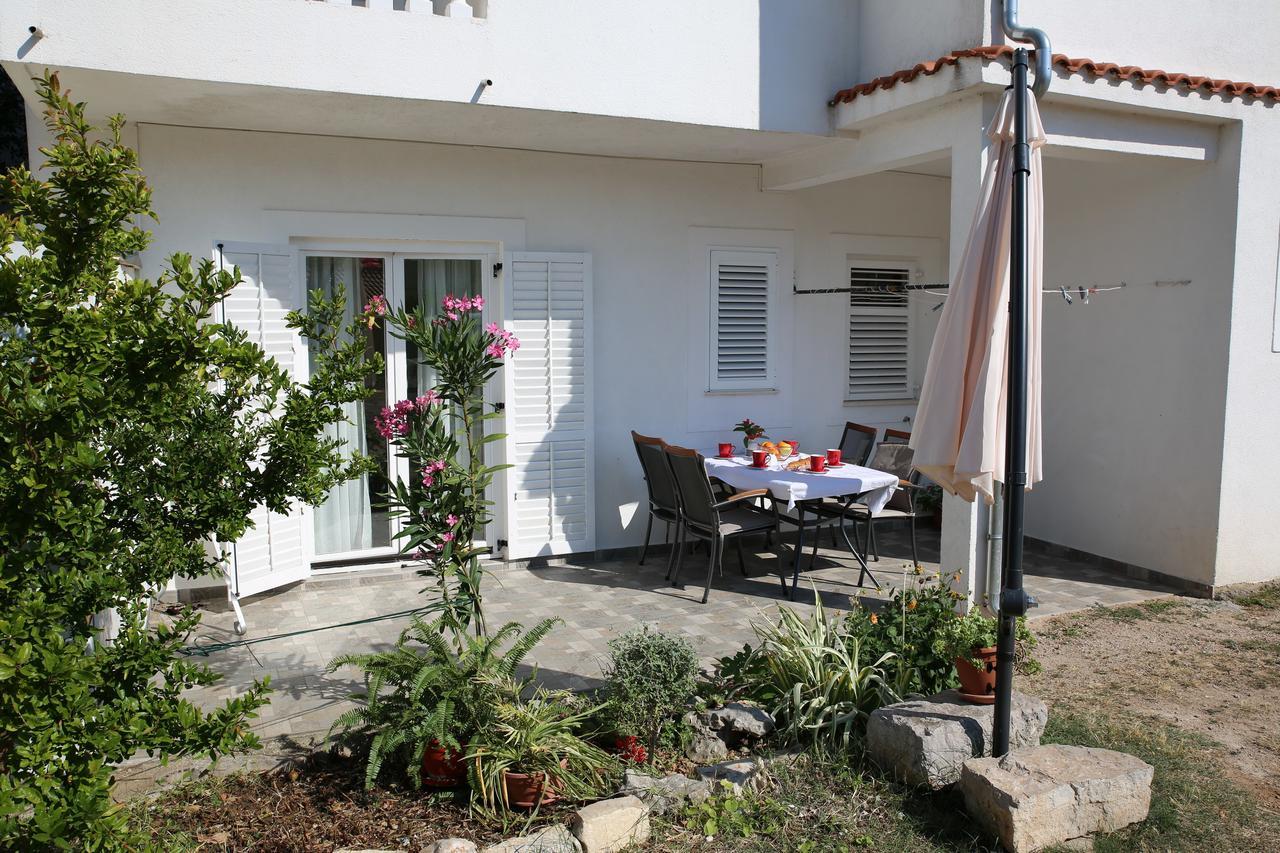 Apartment Lambasa 沃迪切 外观 照片